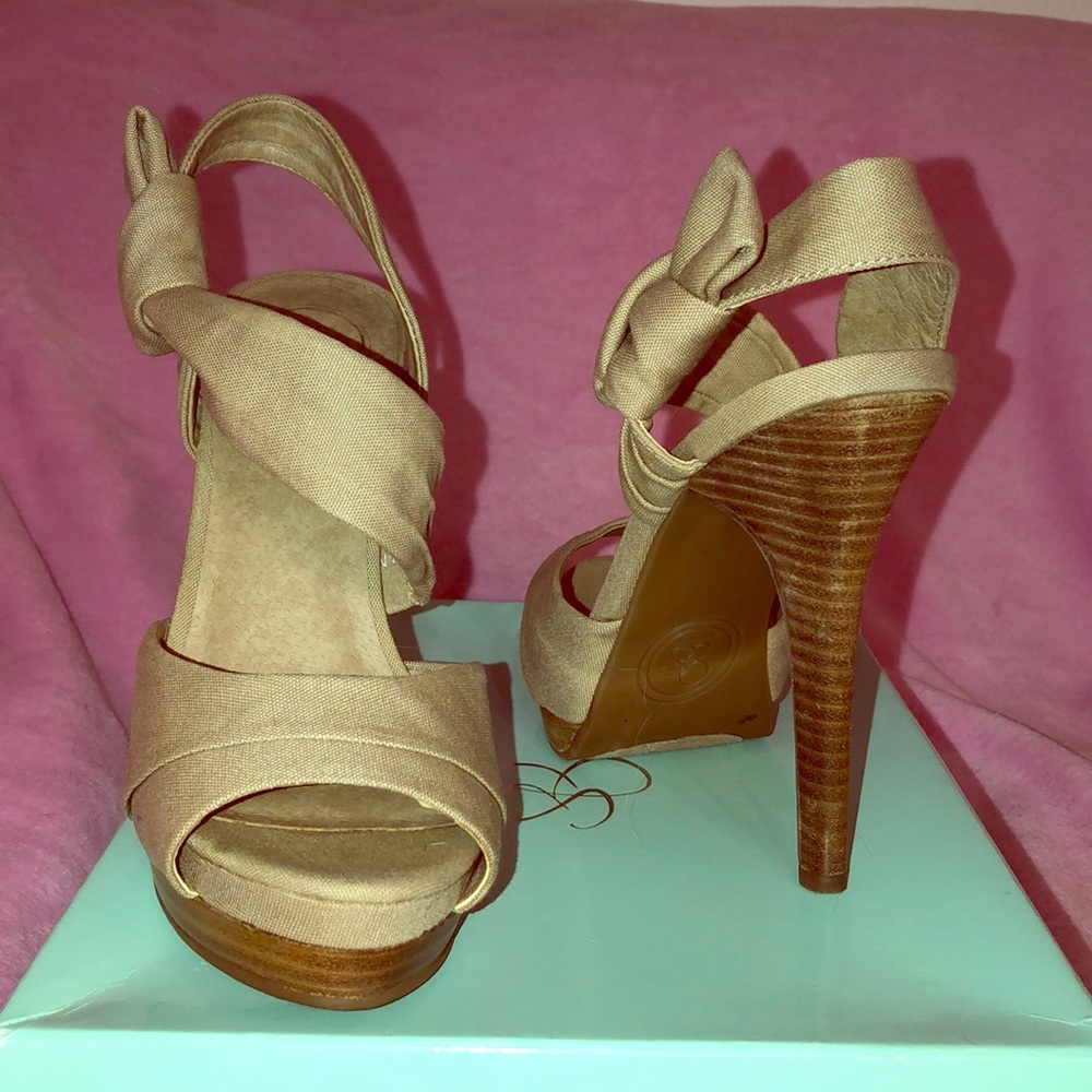 NEW Jessica Simpson Size 10 Khaki Tan Erica Heels